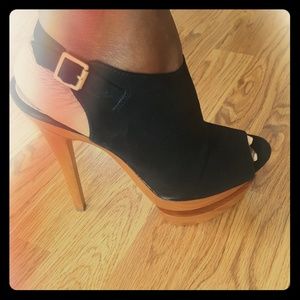 Black bamboo stilettos